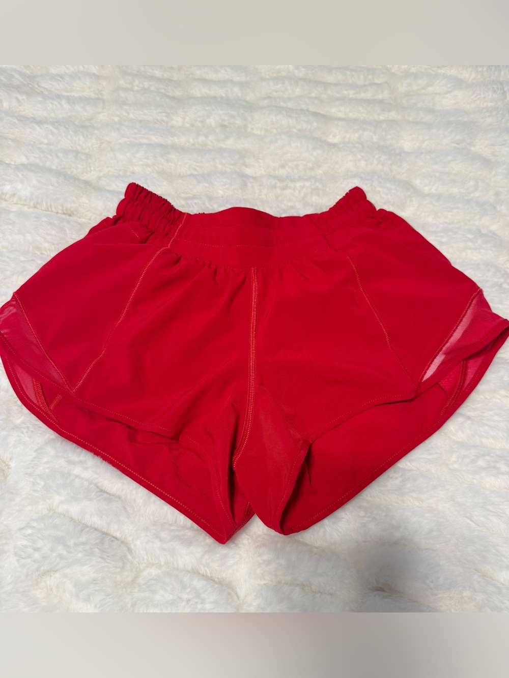 Lululemon Hotty Hot 2.5, Low Rise Shorts